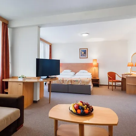 Hunguest Freya Hotel